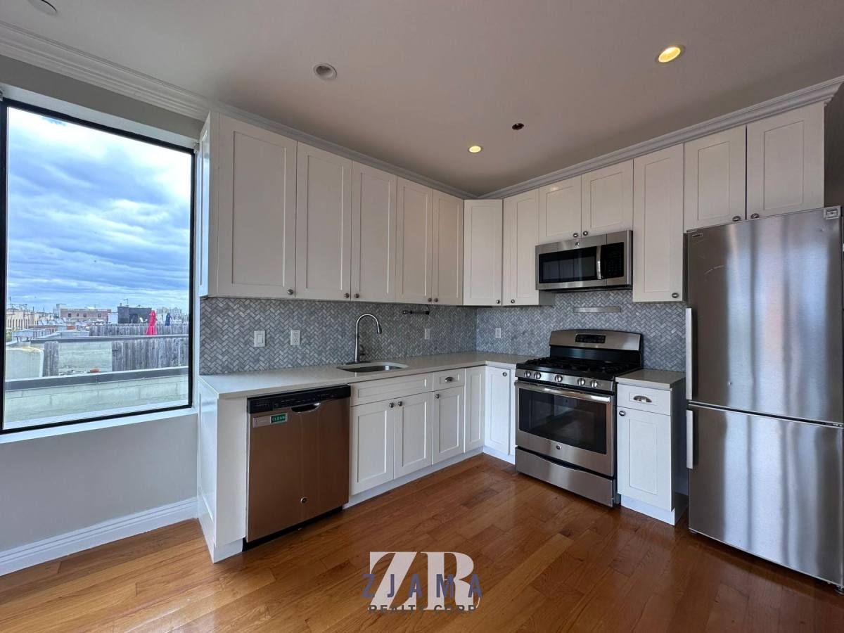 Apartment for rent at 315 Lincoln Place #5R, Brooklyn, NY 11238