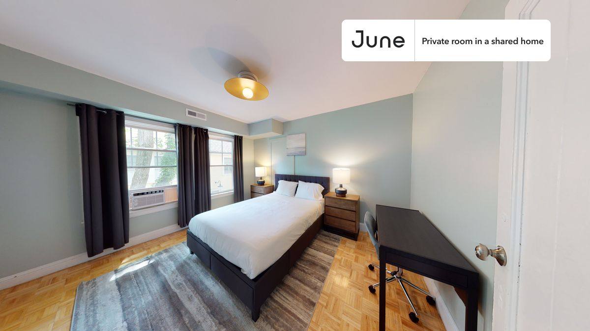 Apartment for rent at 19 Putnam Ave #C, Cambridge, MA 02139