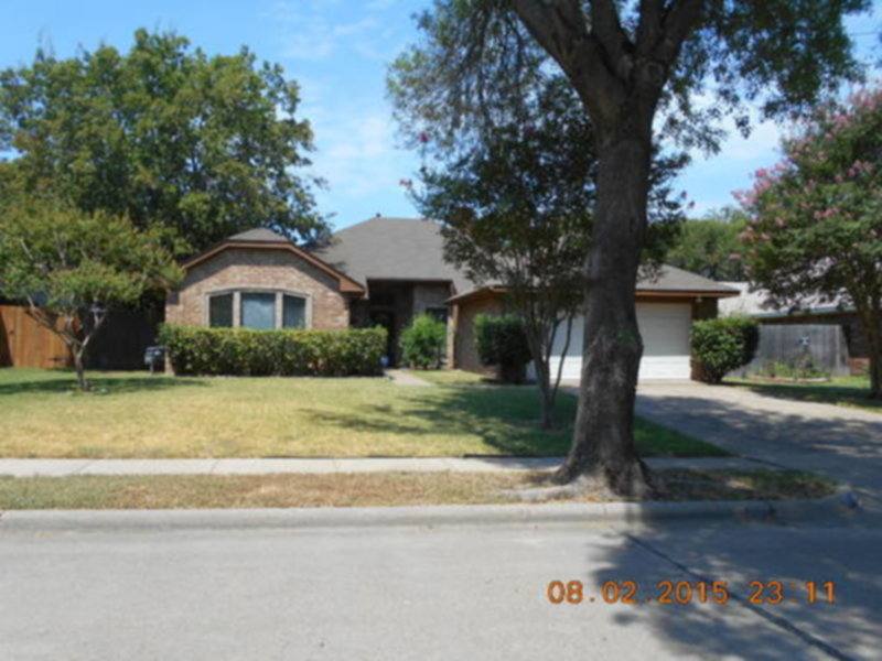 House for rent at 4333 Baldwin St, Grand Prairie, TX 75052