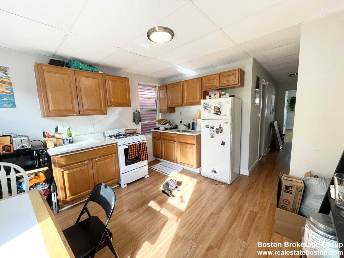 Apartment for rent at 1582 Tremont St, Roxbury Crossing, MA 02120