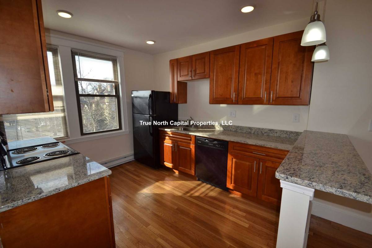 Apartment for rent at 389 Broadway, Somerville, MA 02145