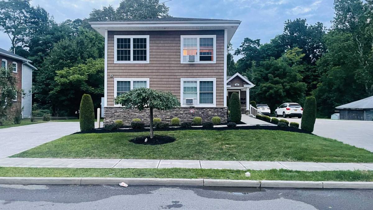 Apartment for rent at 33 Canadaway St, Fredonia, NY 14063