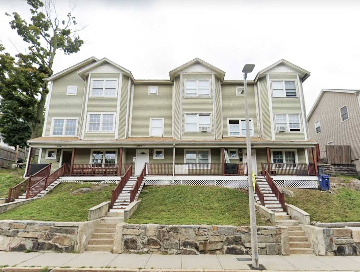 Townhouse for rent at 2609 Washington St, Roxbury, MA 02119