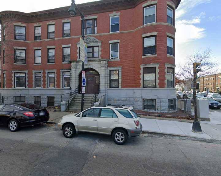 Apartment for rent at 129 Washington St, Dorchester, MA 02121