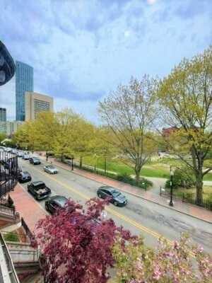 Apartment for rent at 219 W Newton St, Boston, MA 02116