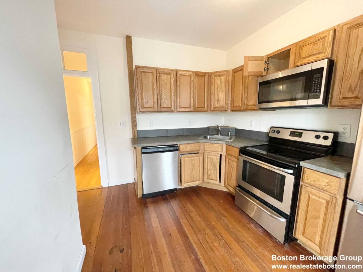 Apartment for rent at 11 Folsom Ave, Roxbury Crossing, MA 02120