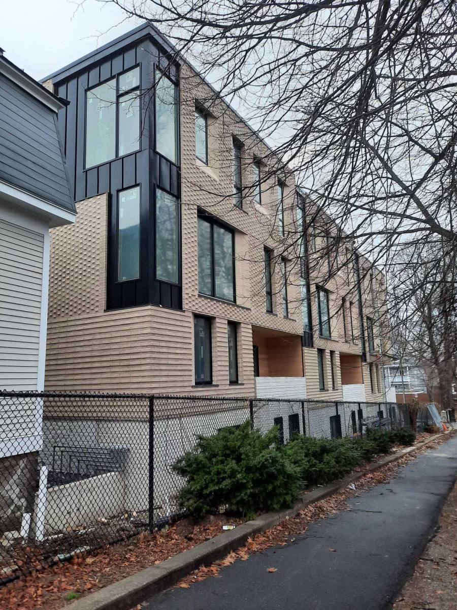 Apartment for rent at 68 Cameron St, Brookline, MA 02445
