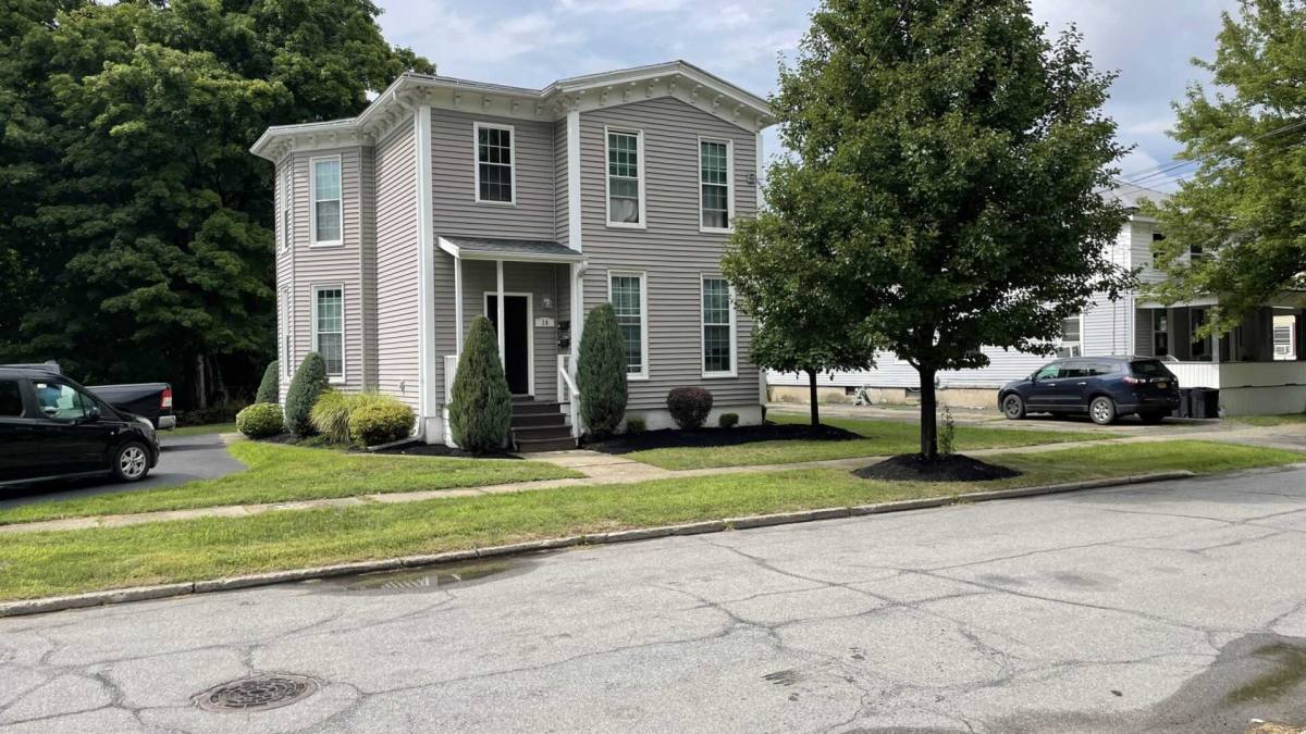 Apartment for rent at 14 Green St, Fredonia, NY 14063