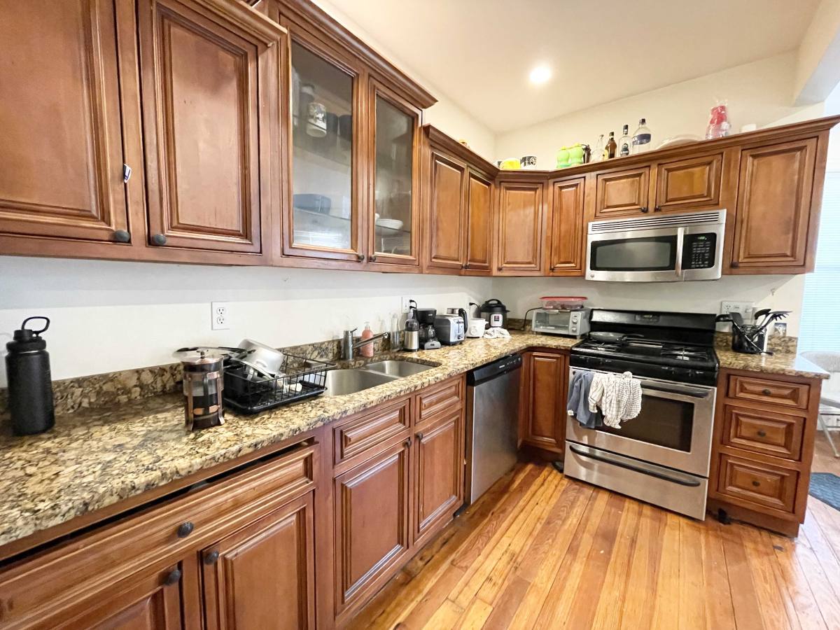 Apartment for rent at 112 Hillside St, Roxbury Crossing, MA 02120