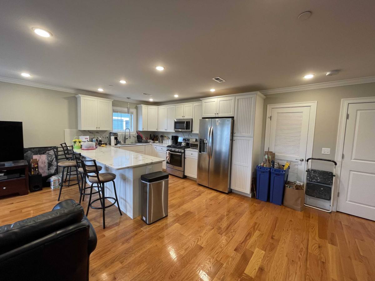 Apartment for rent at 126 Holland St, Somerville, MA 02144