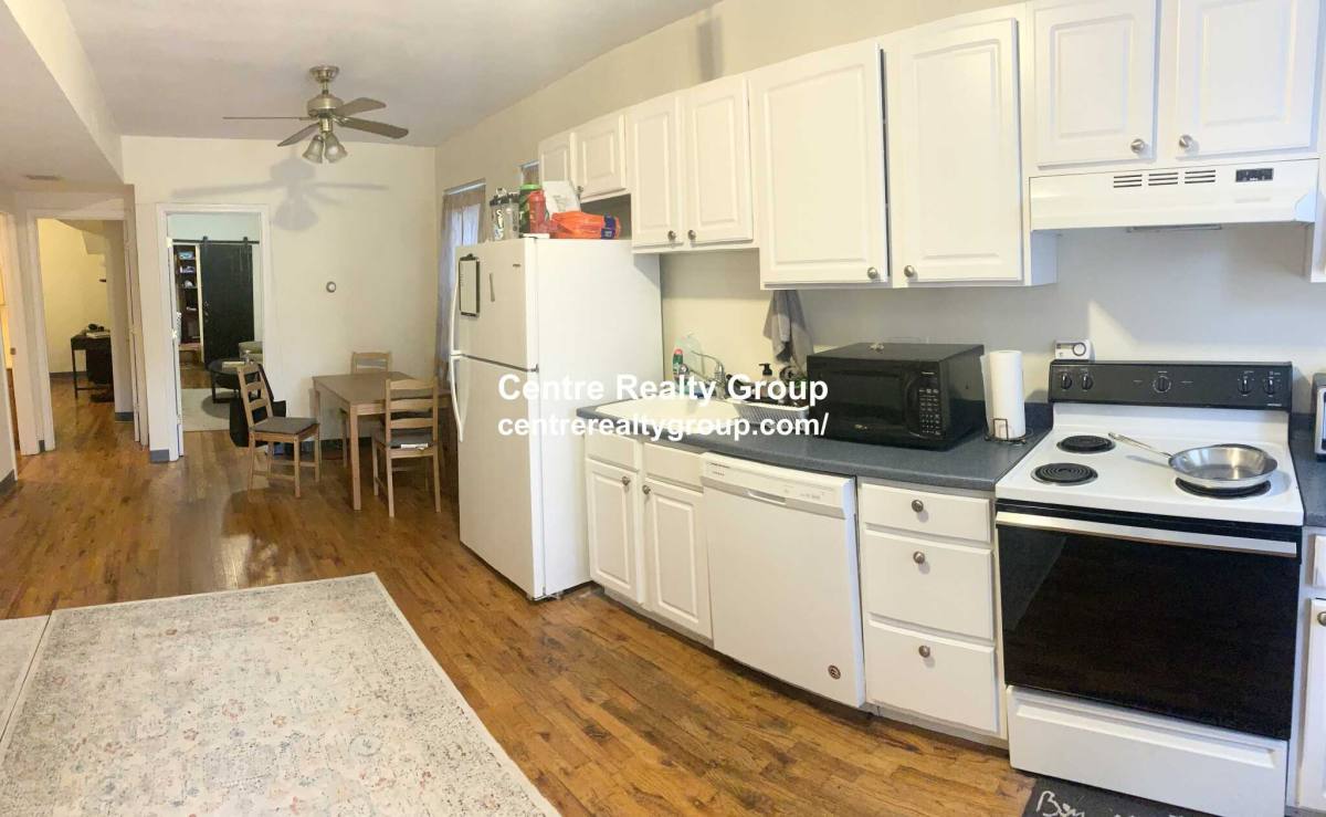 Apartment for rent at 850 Huntington Ave, Boston, MA 02115