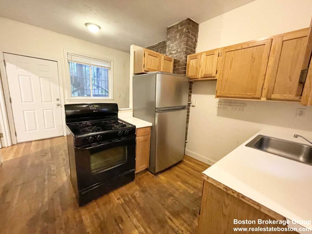 Apartment for rent at 733-1 Parker St, Roxbury Crossing, MA 02120
