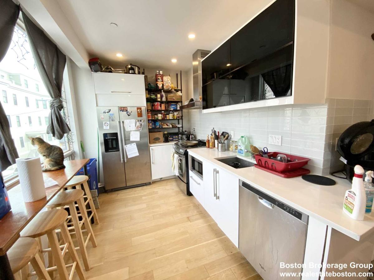 Apartment for rent at 50 Washburn St, Dorchester, MA 02125