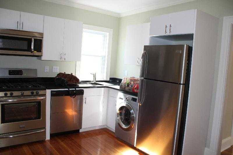 Apartment for rent at 91 Florence St, Roslindale, MA 02131