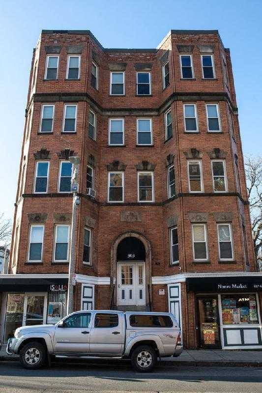 Apartment for rent at 313 Dudley St, Roxbury, MA 02119