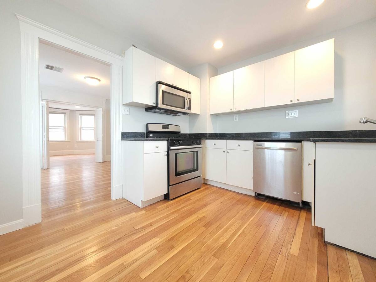 Apartment for rent at 126 Gladstone St, East Boston, MA 02128