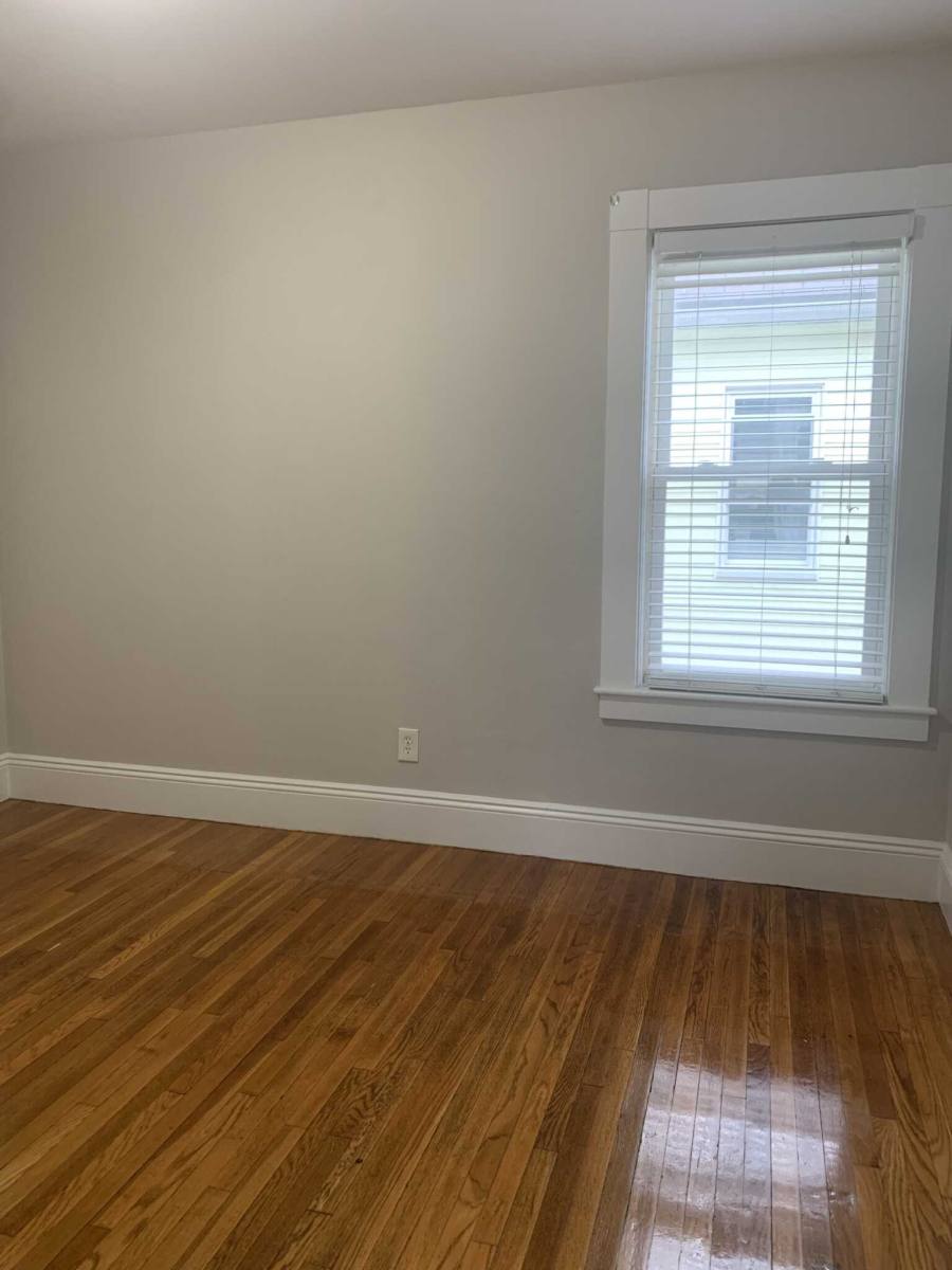 Apartment for rent at 186 Chestnut St, Waltham, MA 02453