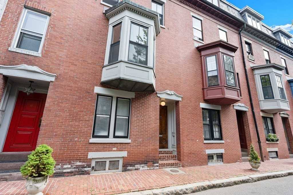 Apartment for rent at 26 Dartmouth Place, Boston, MA 02116