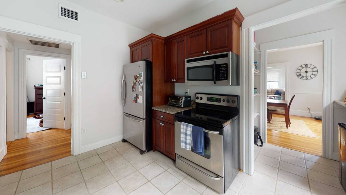 Apartment for rent at 44 Saranac St, Dorchester, MA 02122