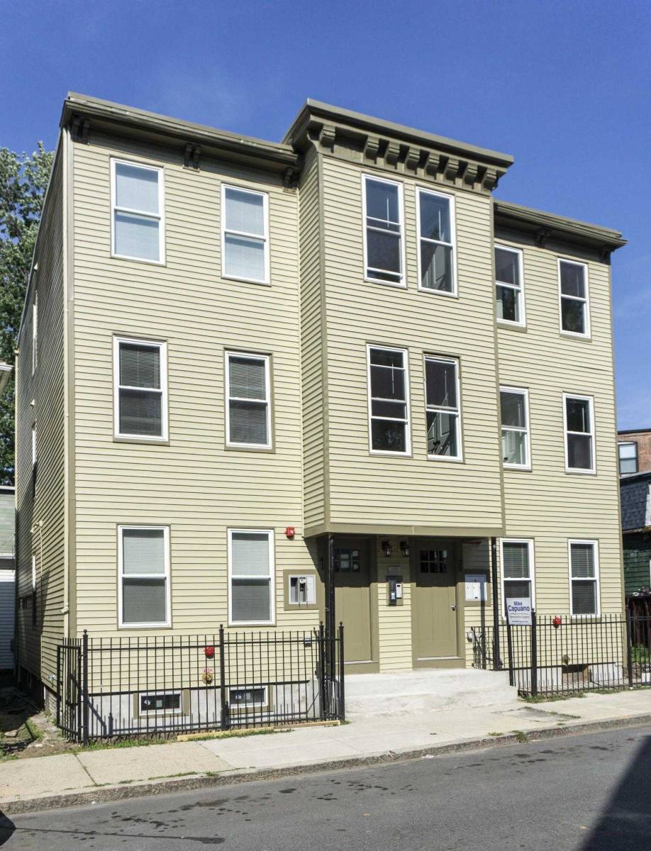 Apartment for rent at 51 W Walnut Park, Roxbury, MA 02119