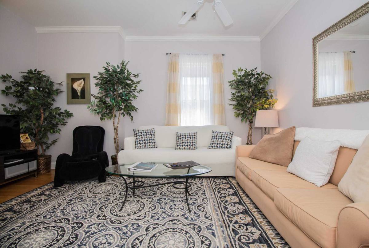 Apartment for rent at 17 Harvard St, Brookline, MA 02445