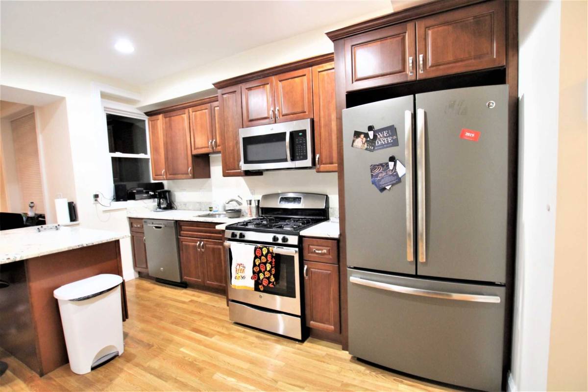 Apartment for rent at 1039 Tremont St, Roxbury Crossing, MA 02120