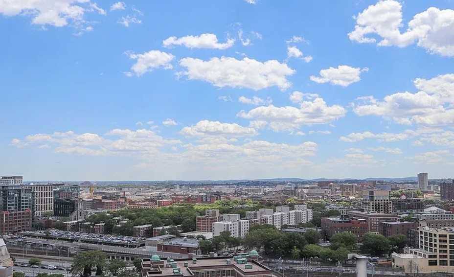 Apartment for rent at 105 Arlington St, Boston, MA 02116