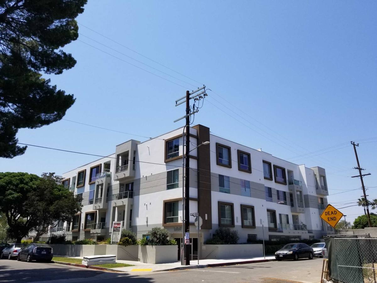 Apartment for rent at 10909 Hartsook St #306, North Hollywood, CA 91601