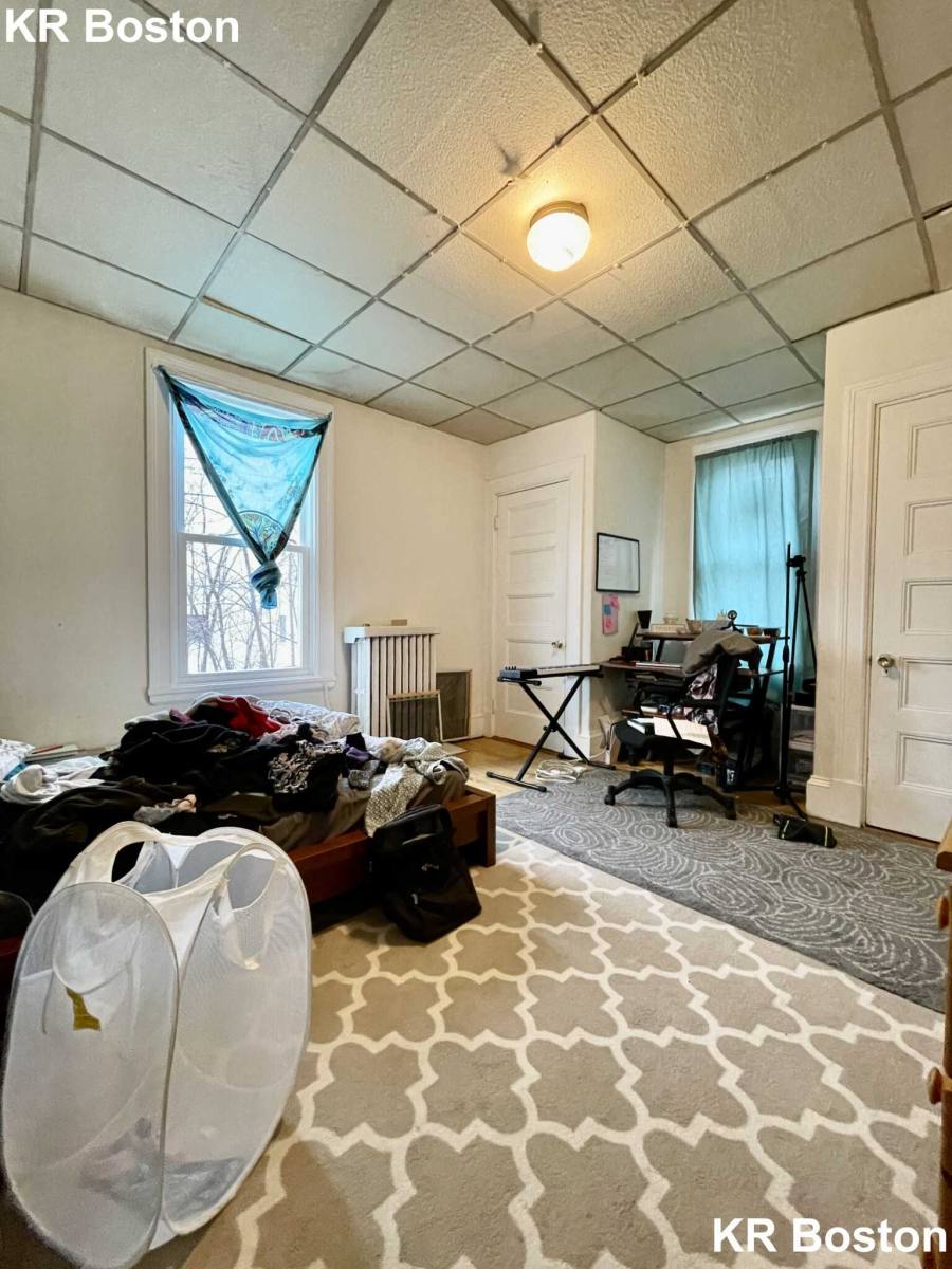 Apartment for rent at 35 Imrie Rd, Allston, MA 02134