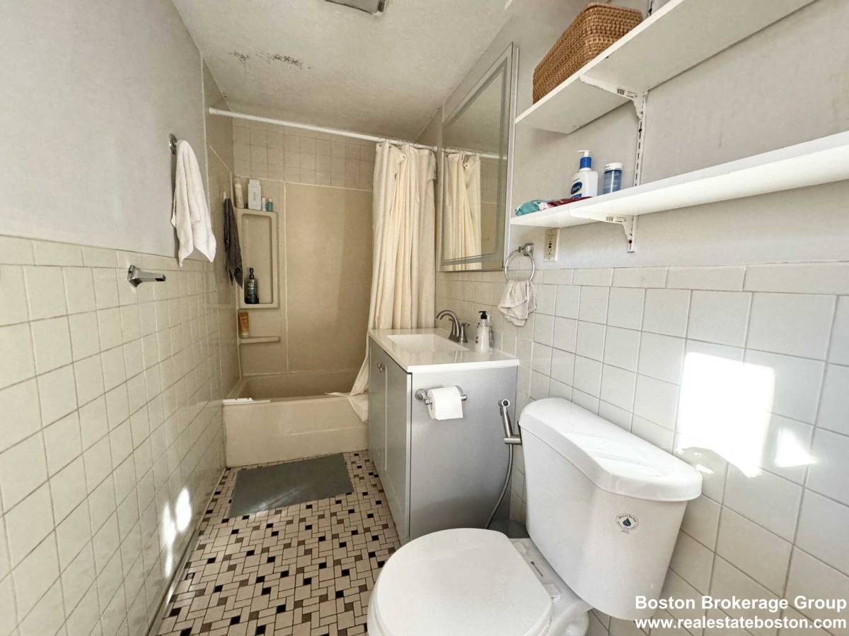 Apartment for rent at 1582 Tremont St, Roxbury Crossing, MA 02120
