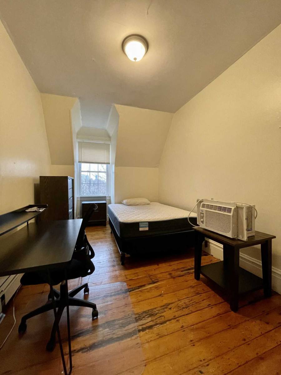 Apartment for rent at 189 Naples Rd, Brookline, MA 02446