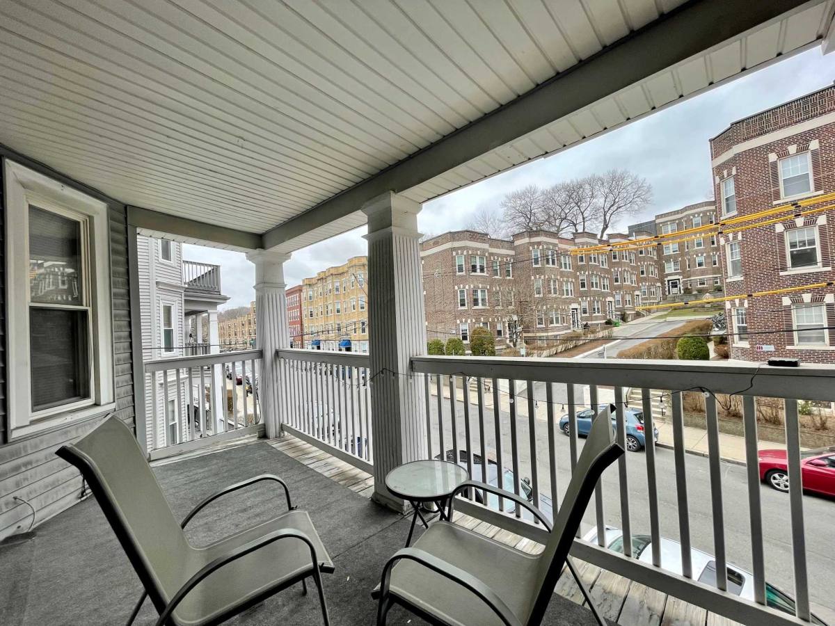 Apartment for rent at 168 Kelton St, Allston, MA 02134