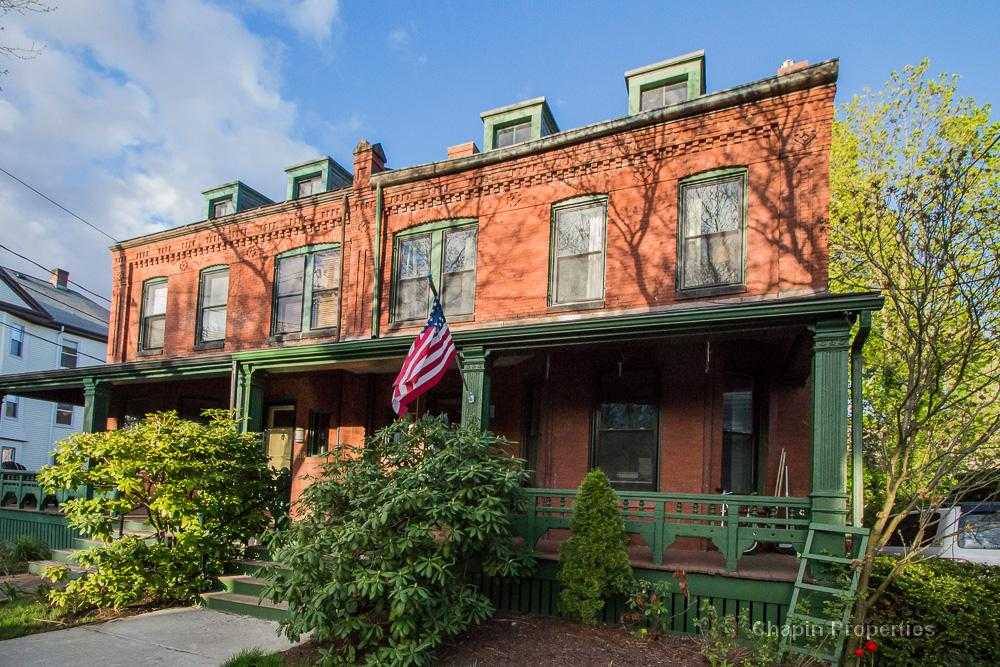 Apartment for rent at 163 Cypress St, Brookline, MA 02445
