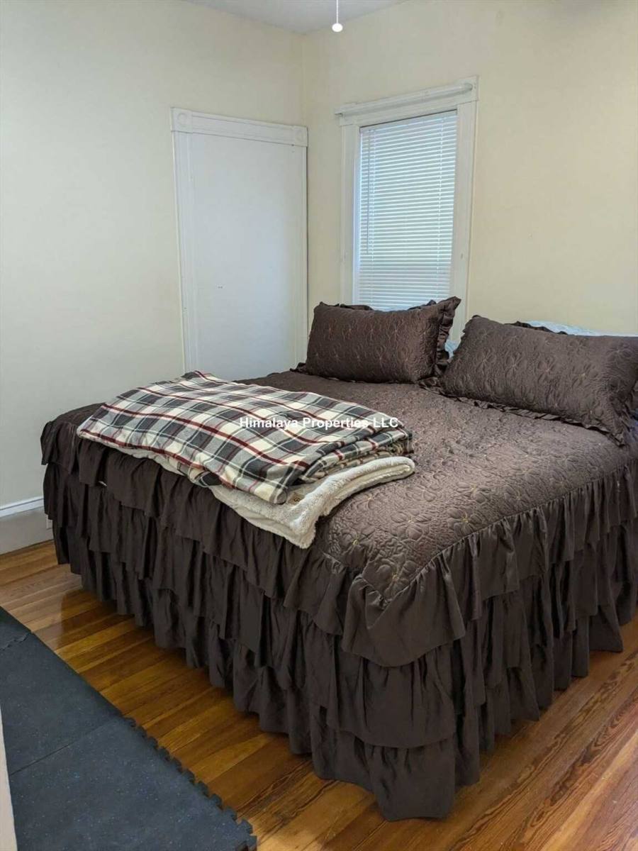 Apartment for rent at 33 Bromfield Rd, Somerville, MA 02144