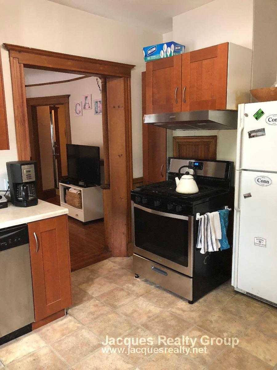 Apartment for rent at 153 Elm St, Somerville, MA 02144