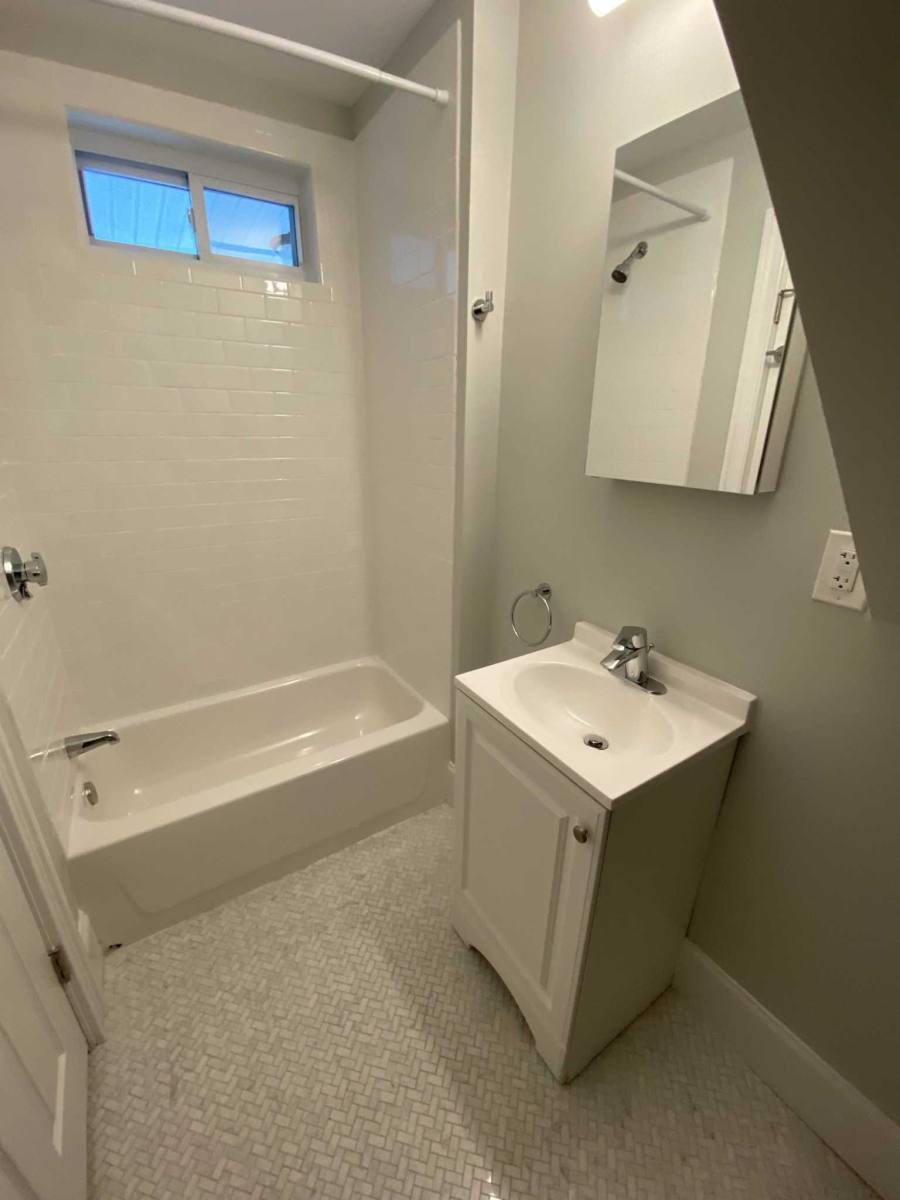 Apartment for rent at 8 Hamilton Rd, Somerville, MA 02144