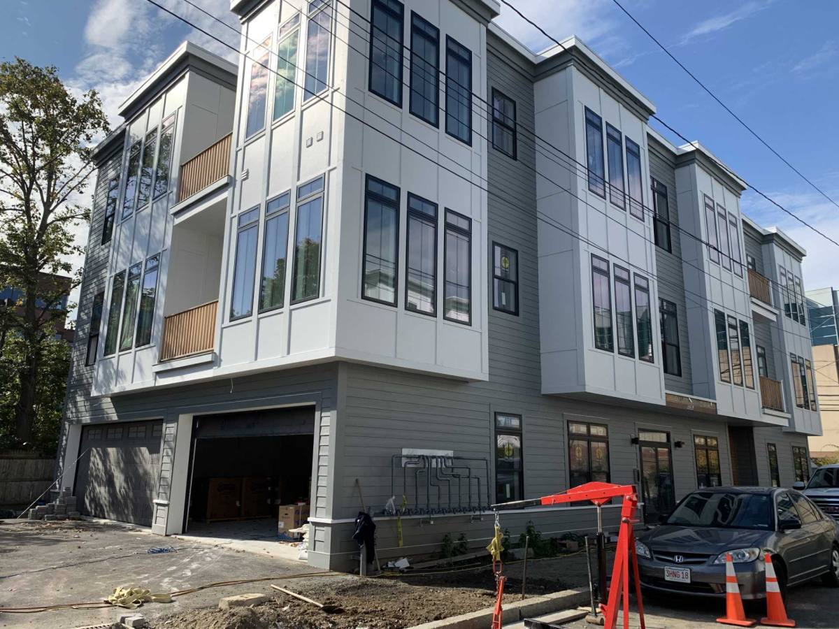 Apartment for rent at 160 Everett St, Allston, MA 02134
