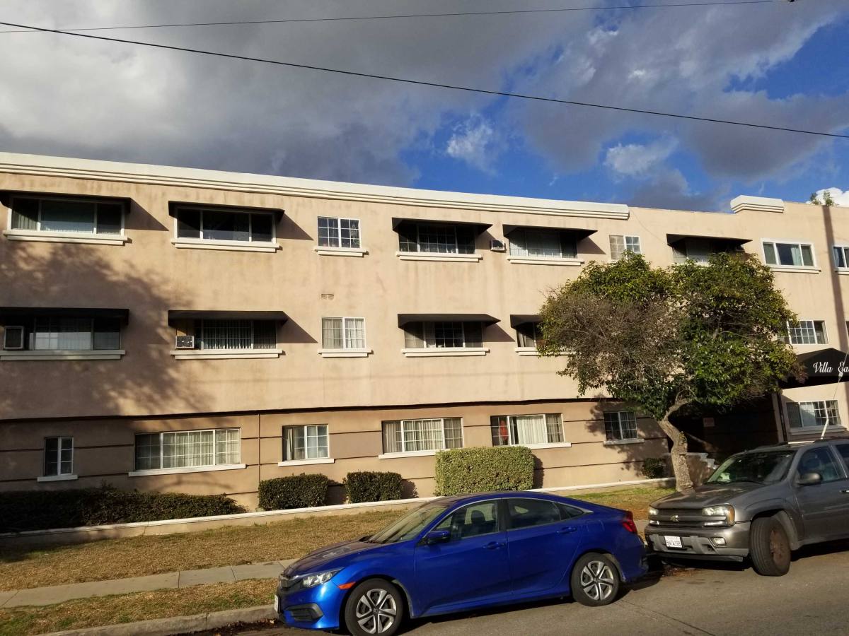 Apartment for rent at 13125 Oxnard St #17, Van Nuys, CA 91401