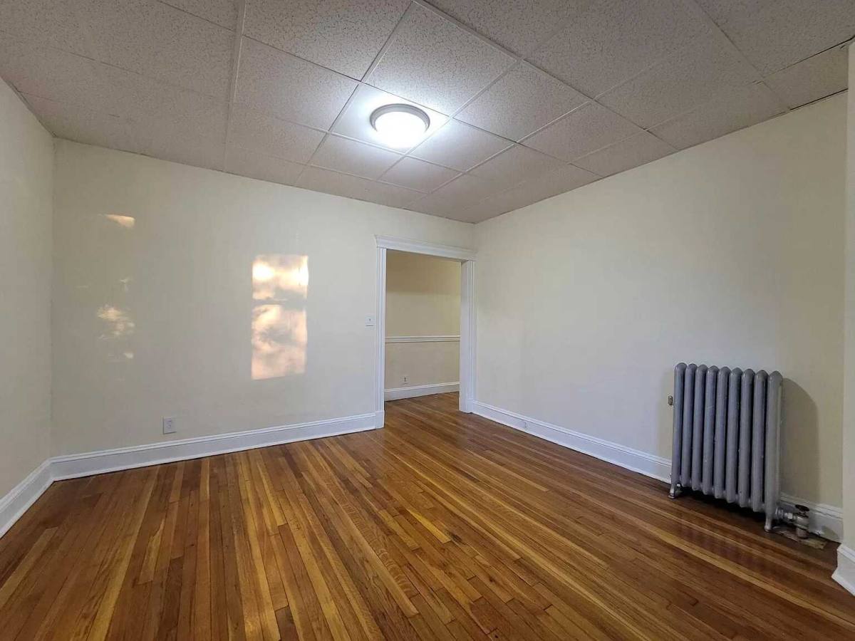 Apartment for rent at 368 Riverway, Boston, MA 02115