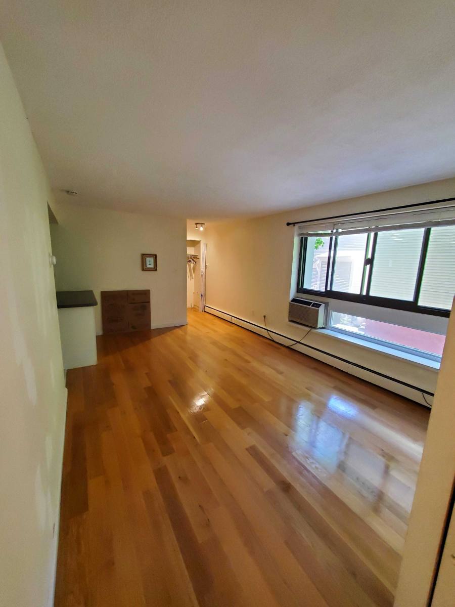 Apartment for rent at 79 Trowbridge St, Cambridge, MA 02138