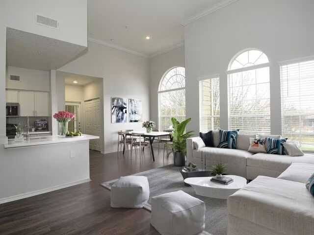 Apartment for rent at 1108 Enclave Parkway #AEE2, Houston, TX 77077