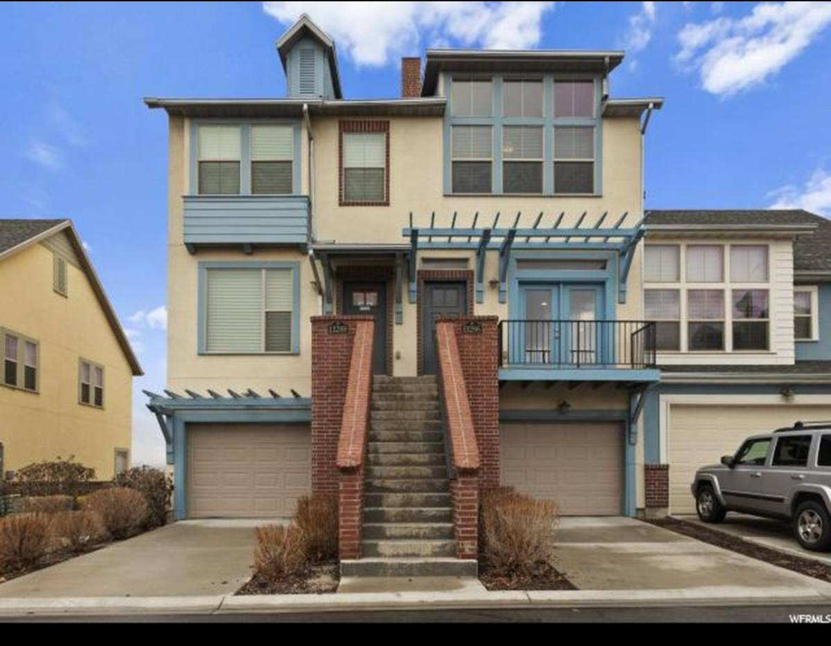 Townhouse for rent at 13286 S Long Creek Lane, Draper, UT 84020