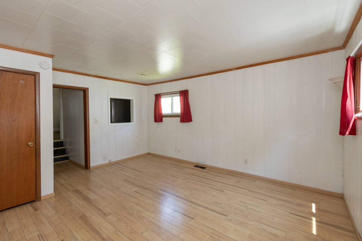 House for rent at 114 N Calvert St, Muncie, IN 47303