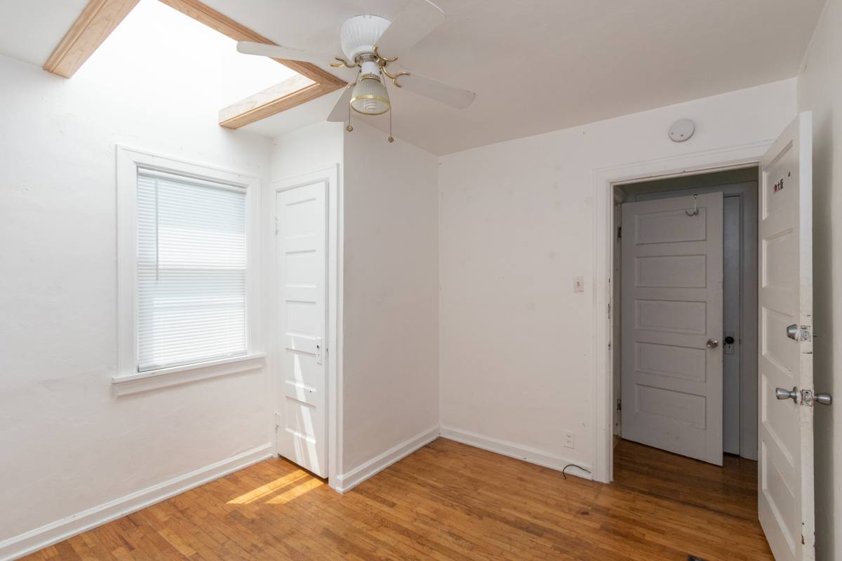 House for rent at 114 N Calvert St, Muncie, IN 47303