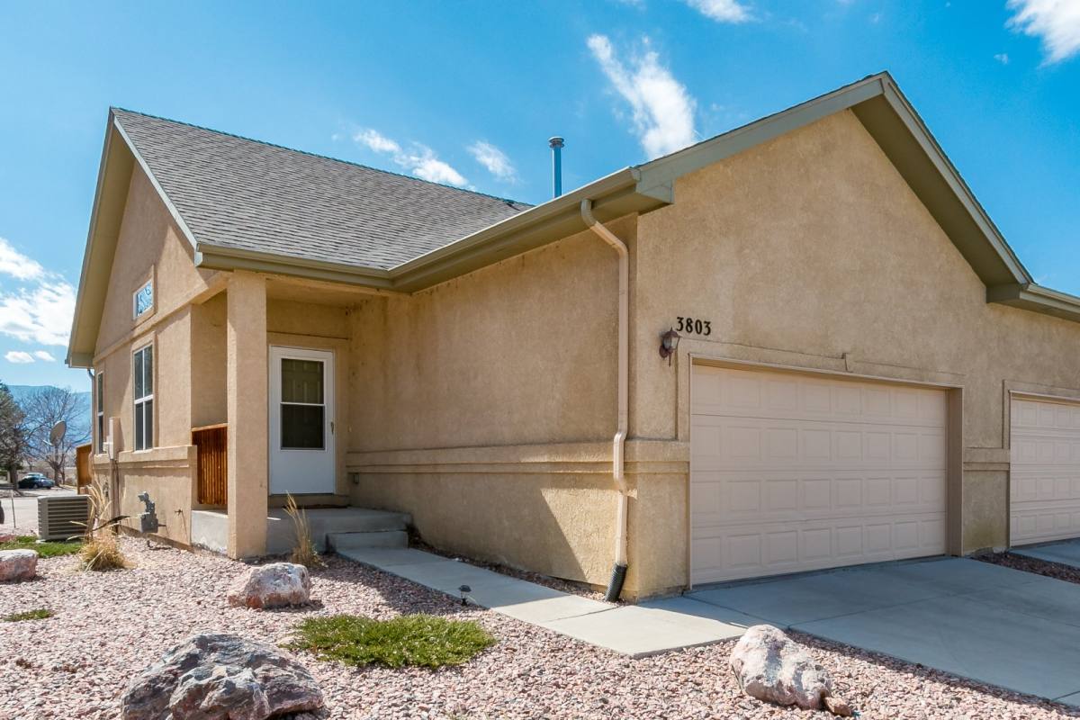 Townhouse for rent at 3803 Venice Grove, Colorado Springs, CO 80910