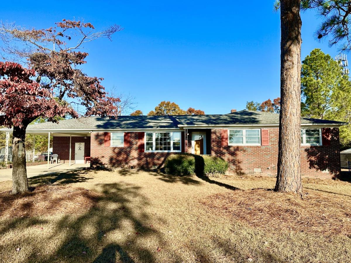 House for rent at 3308 Oakdale Rd, West Columbia, SC 29170