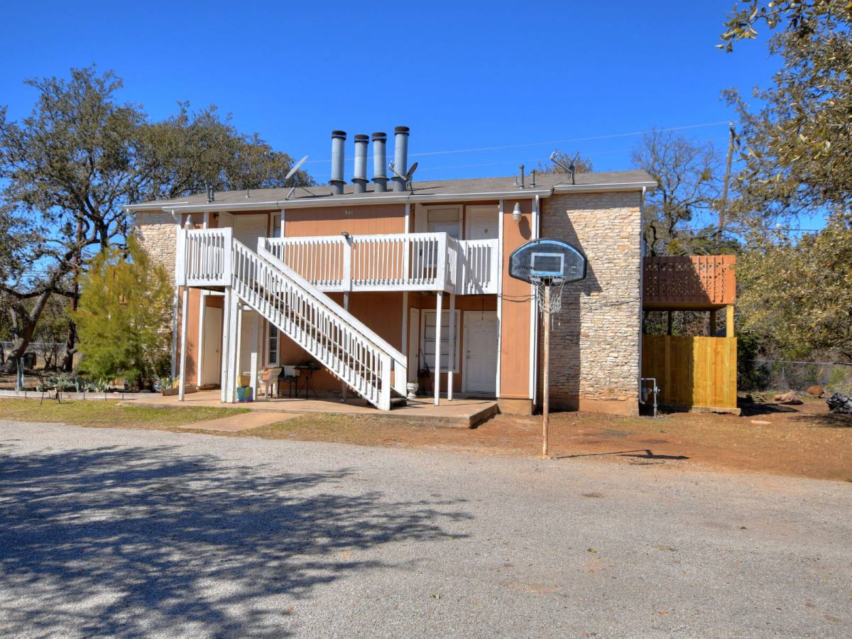 Apartment for rent at 301 Algerita Dr #B, Georgetown, TX 78628