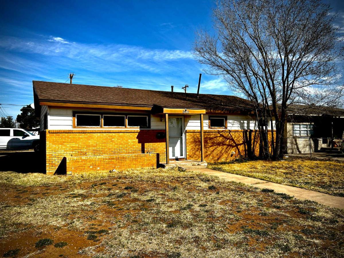 House for rent at 2420 38th St, Lubbock, TX 79412