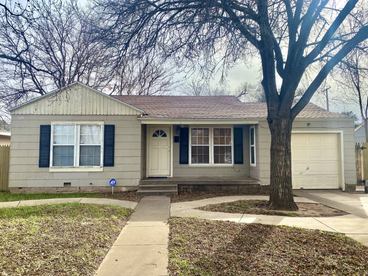 House for rent at 3305 30th St, Lubbock, TX 79410