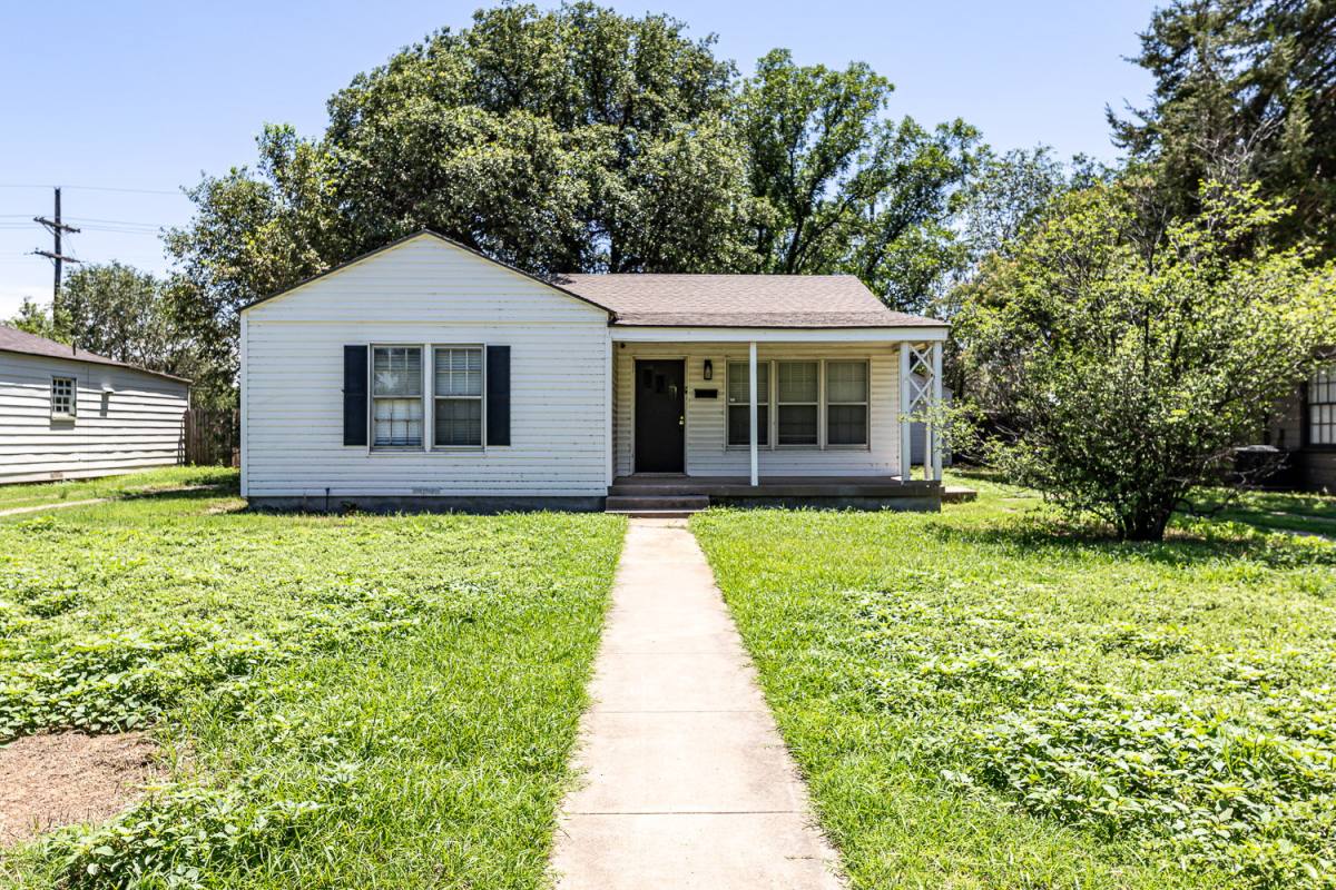 House for rent at 3405 28th St, Lubbock, TX 79410